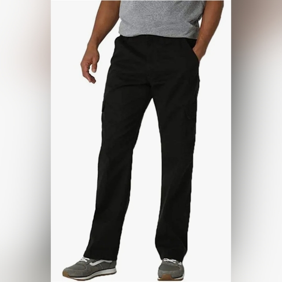 Wrangler Authentics Men's Twill Relaxed Fit Cargo Pants - Picture 1 of 5